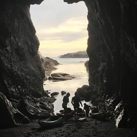 Cedar Boathouse Overlookng Baltimore, West Cork & Islands Vakantiehuis