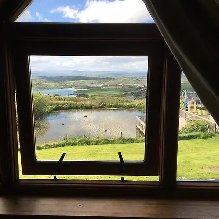 Cedar Boathouse Overlookng Baltimore, West Cork & Islands * Baltimore