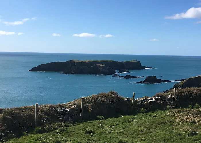 Cedar Boathouse Overlookng Baltimore, West Cork & Islands