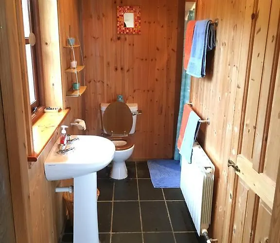 Cedar Boathouse Overlookng Baltimore, West Cork & Islands