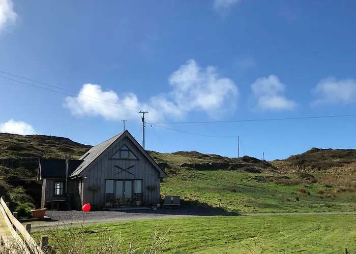 Vakantiehuis Cedar Boathouse Overlookng Baltimore, West Cork & Islands *